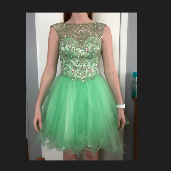 Dresses & Skirts - Angela and Alison Prom dress. Size 8.